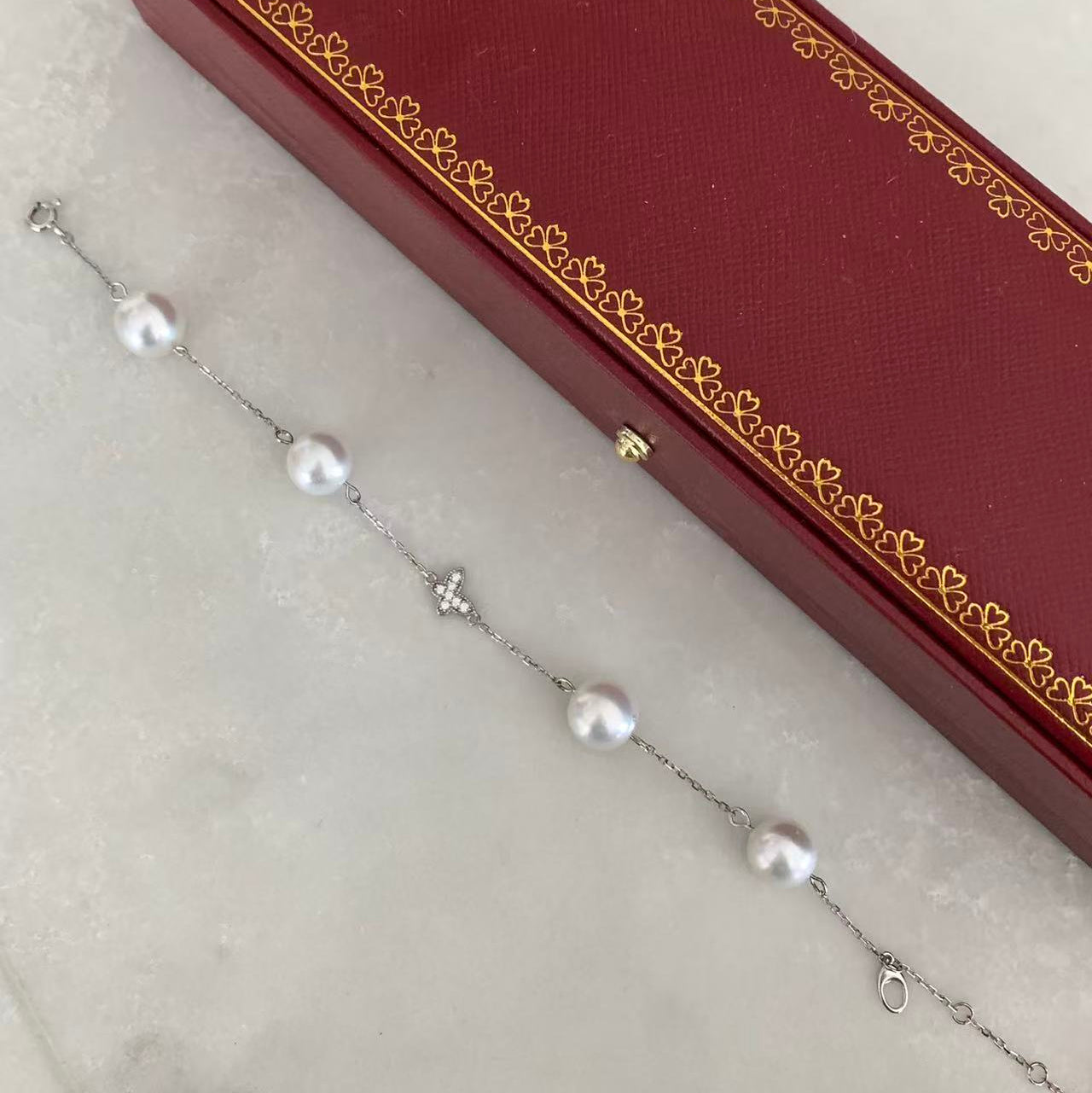 9-11mm Butterfly South Sea Pearl Bracelet