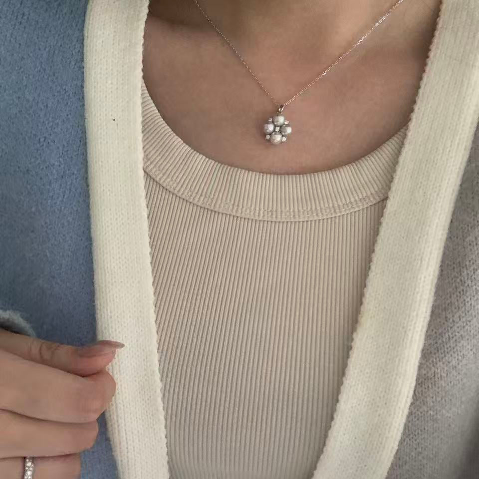 5.5-6mm Four-Leaf Clover Akoya Gray Pearl Necklace