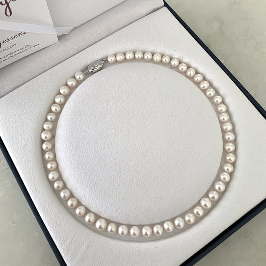 8-9mm Freshwater Pearl Strands FSS8900