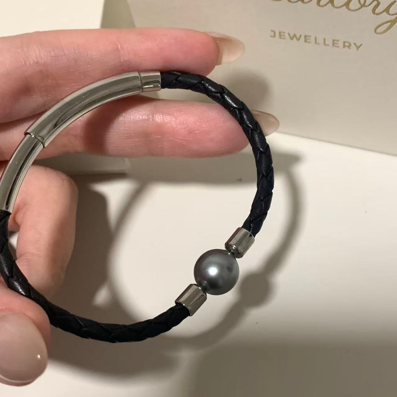 10mm Minimalist Tahitian Pearl Bracelet