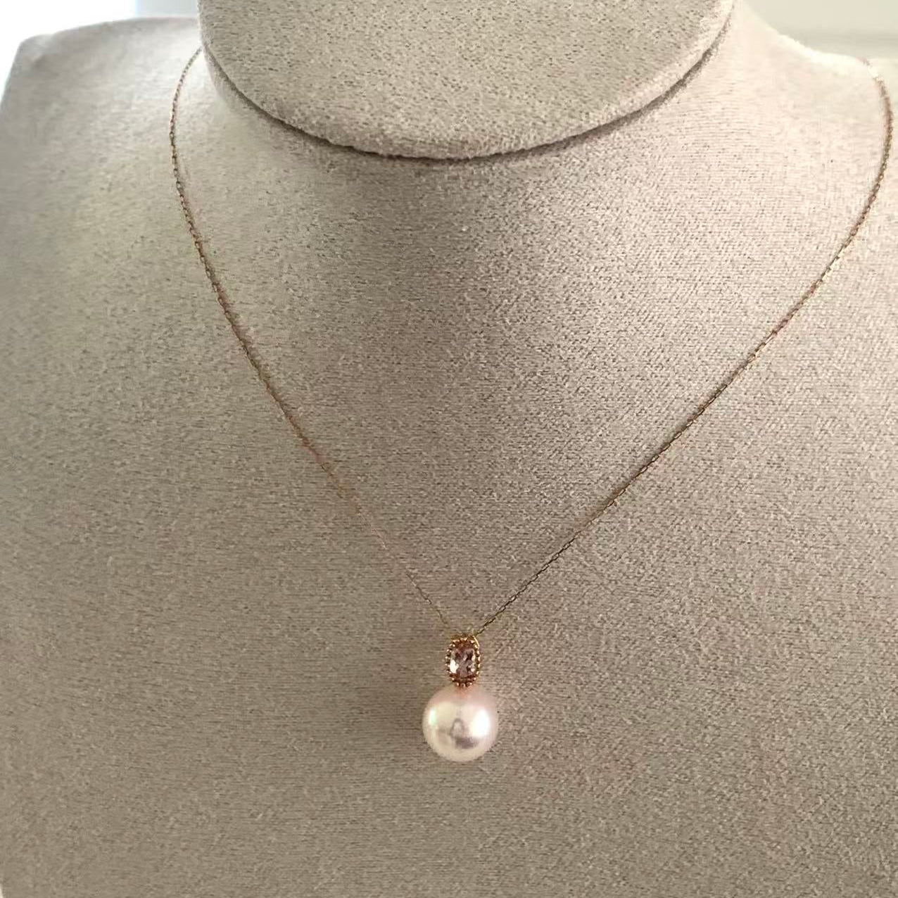 18K Gold Pink Sapphire Akoya Necklace