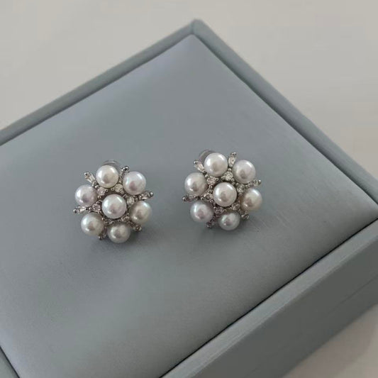 Edelweiss Freshwater Pearl Earrings