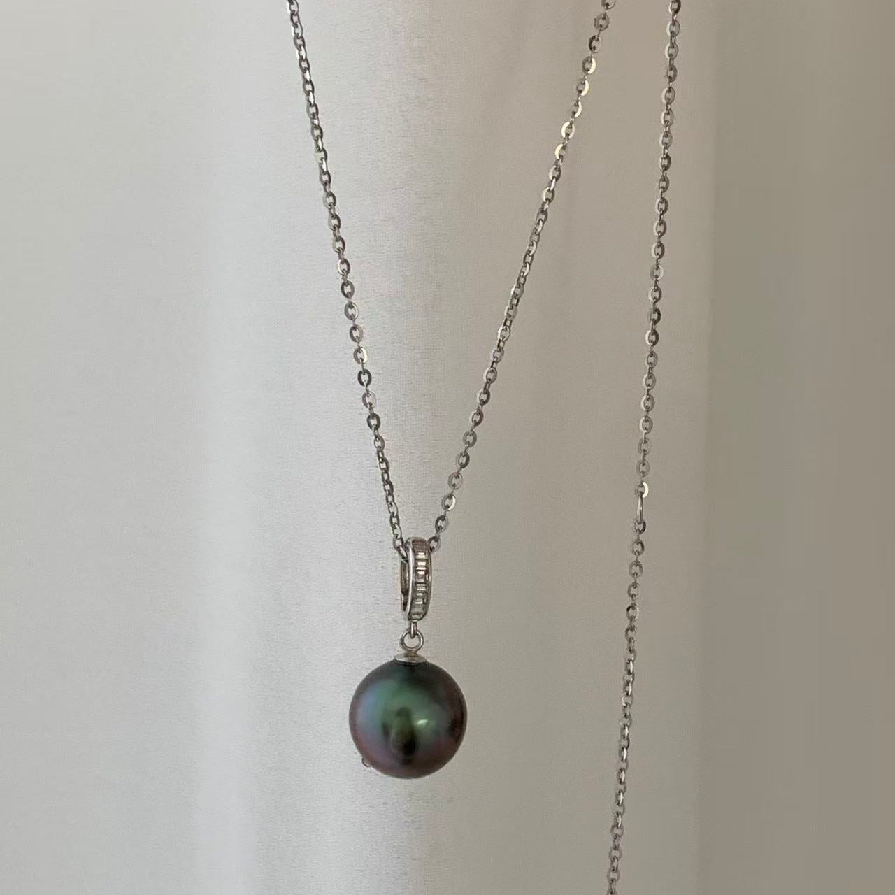 18K White Gold Tahitian Pearl Necklace TN18KZ1060