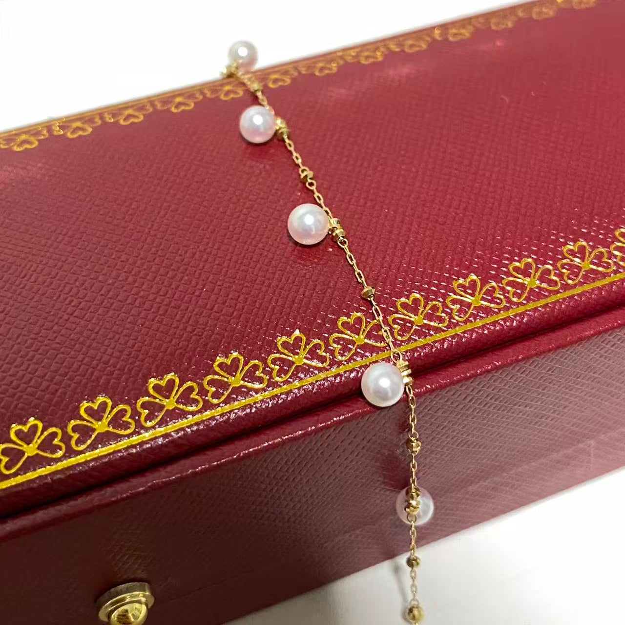 4mm 18k Gold Starry Akoya Pearl Bracelet AB18K0400