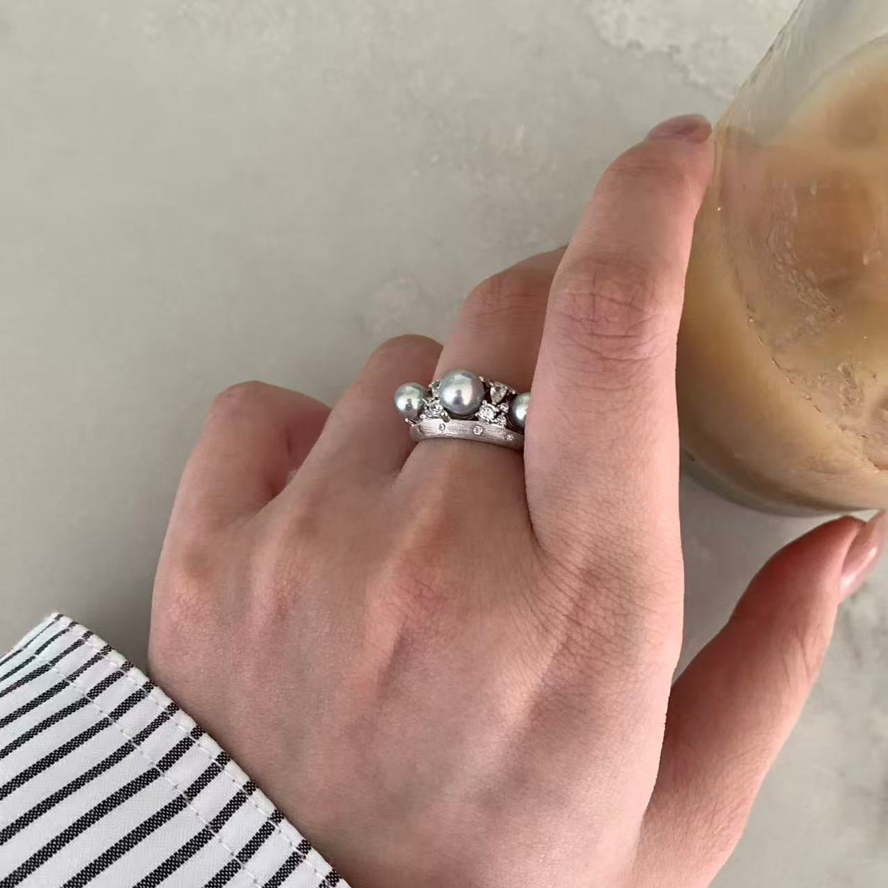 5-6mm Matte Brushed Akoya Grey Pearl Ring