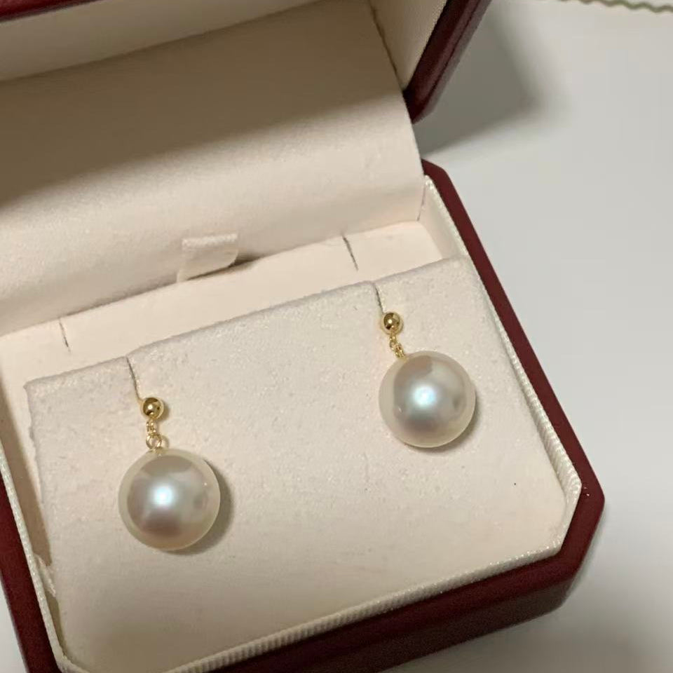 18K Gold South Sea Golden Pearl Stud Earrings