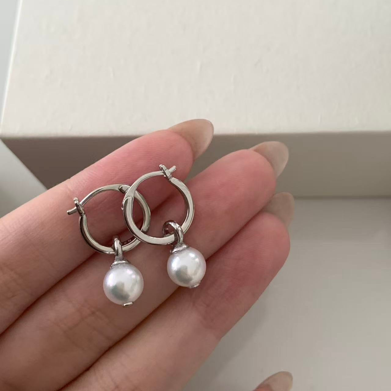 7-7.5mm Akoya Pearl Hoop Earrings