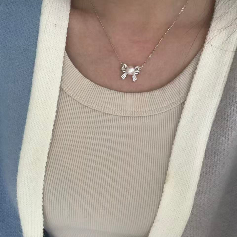 8mm Butterfly Bow Akoya Pearl Necklace