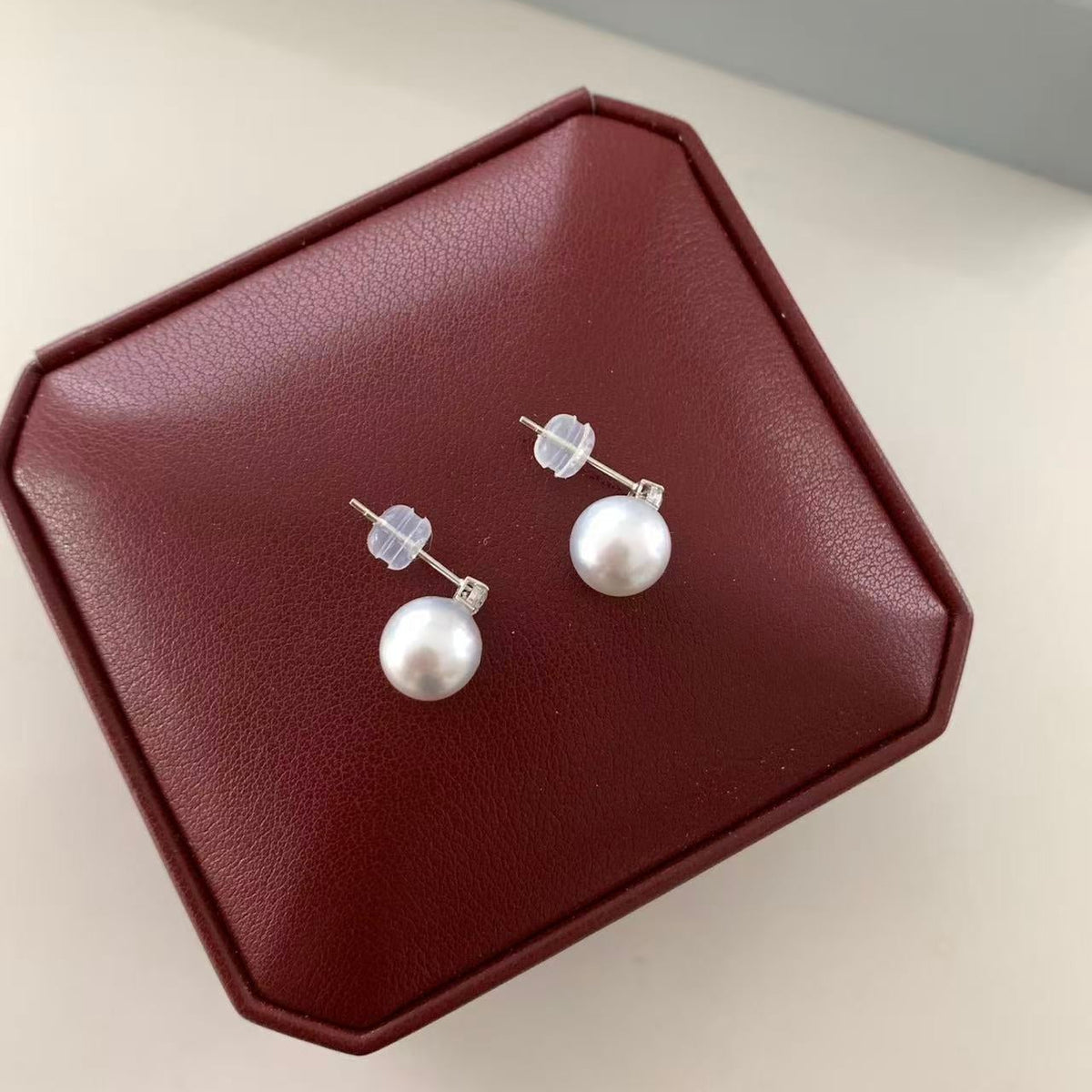 8.5mm ClassicDiana Australian South Sea Pearl Stud Earrings