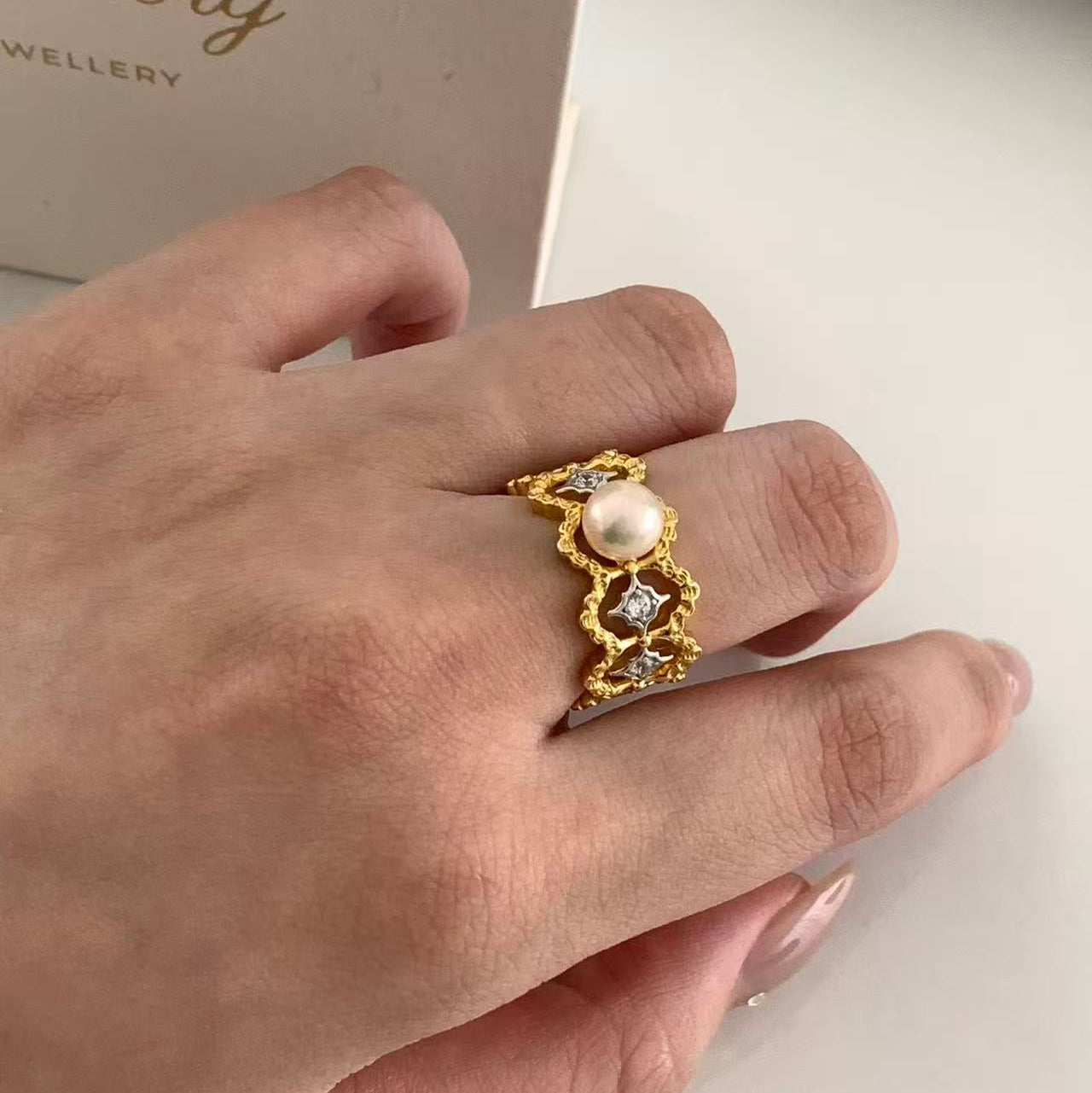 6.5-7mm Delicate Lace Freshwater Pearl Ring