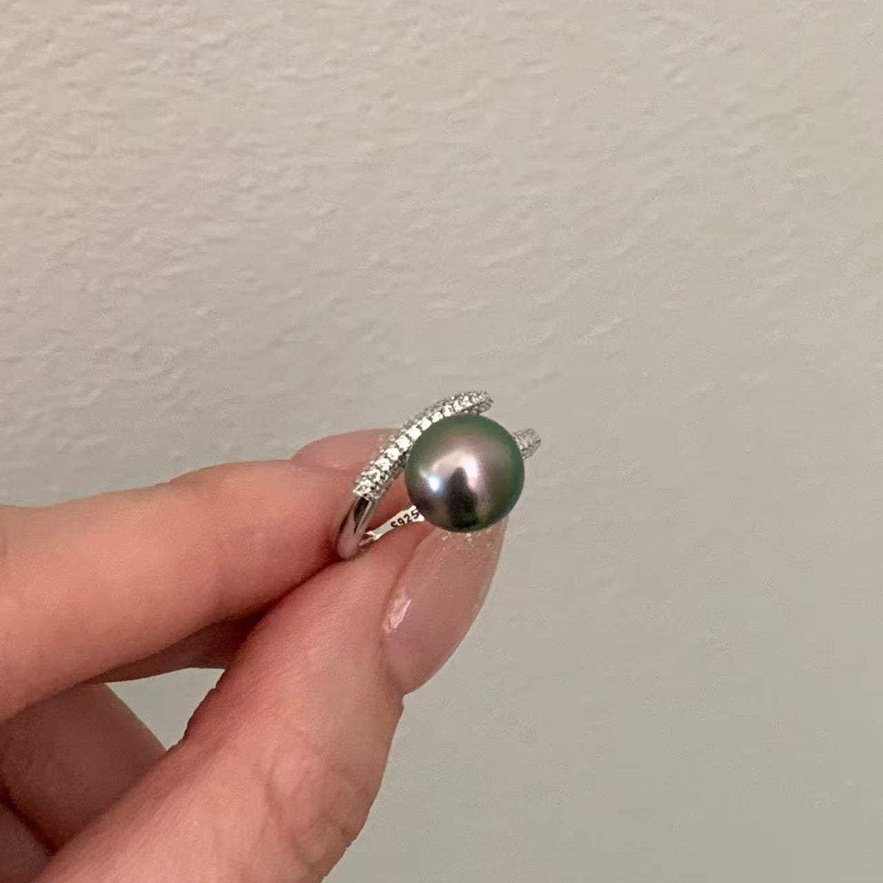 Tahitian Peacock Green Pearl Nail Ring