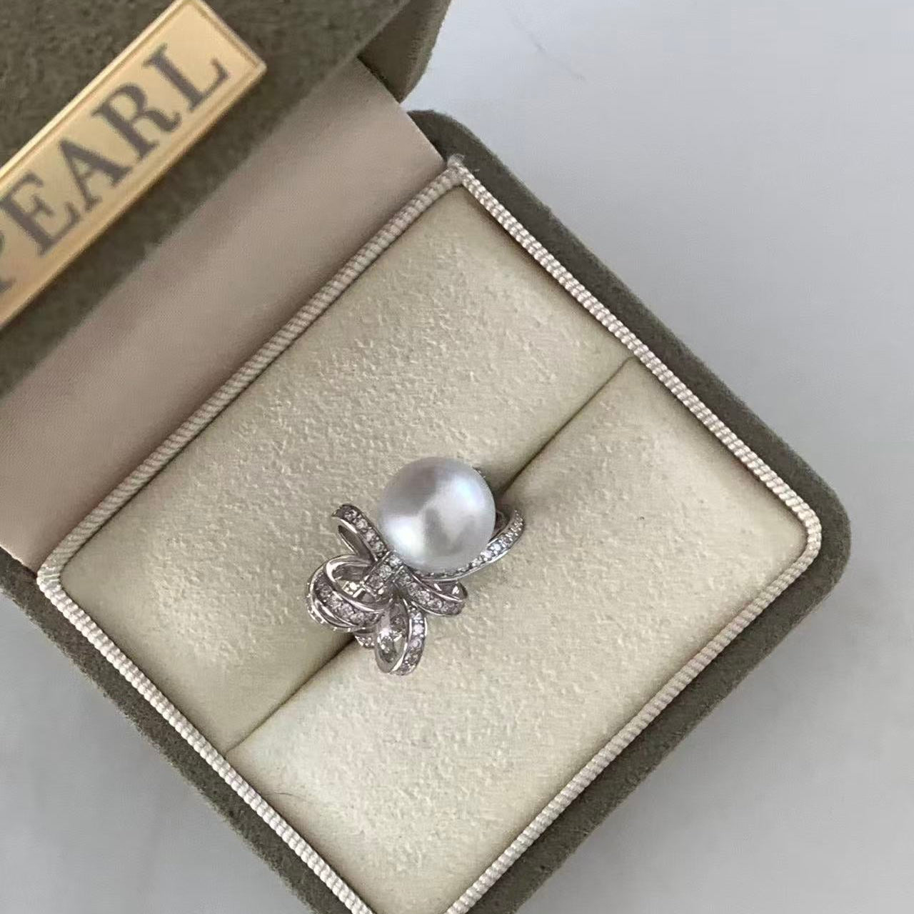 Australian South Sea Pearl Ribbon Ring