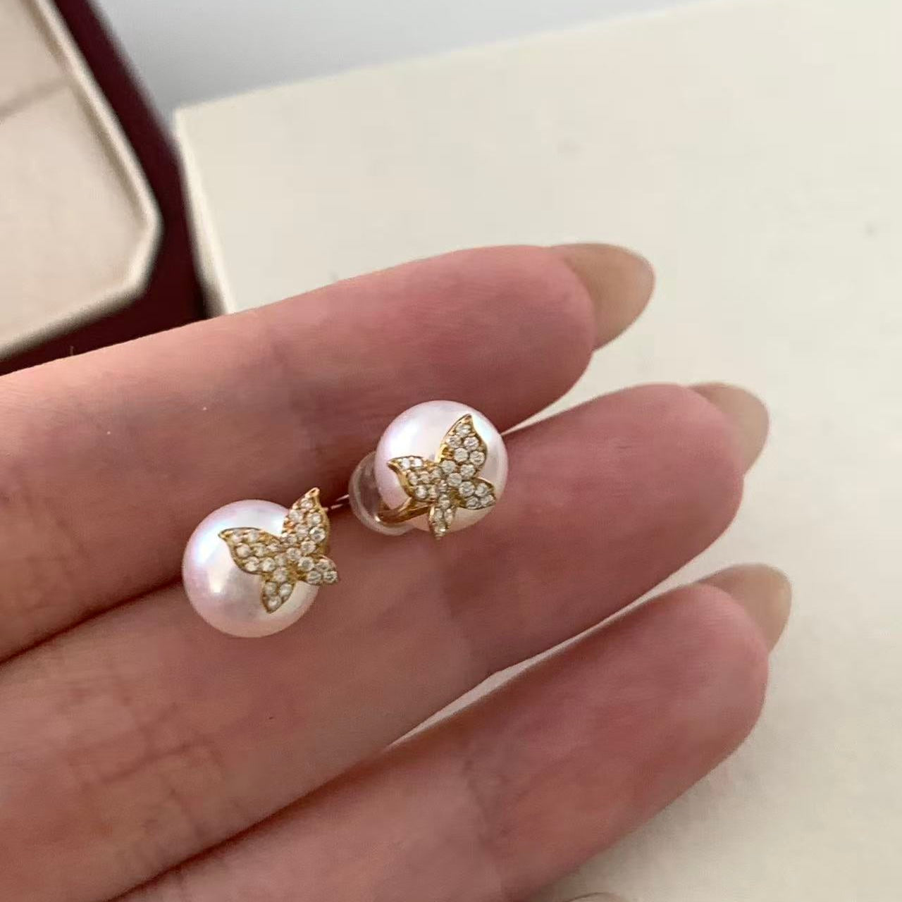 18K Gold Butterfly Akoya Pearl Stud Earrings