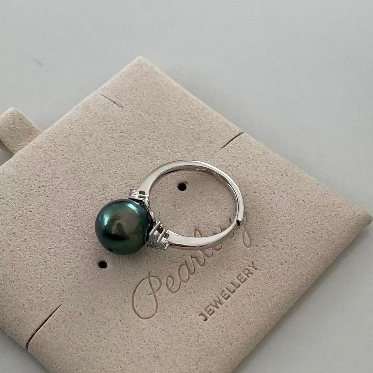 10-11mm Simple Tahitian Pearl Ring