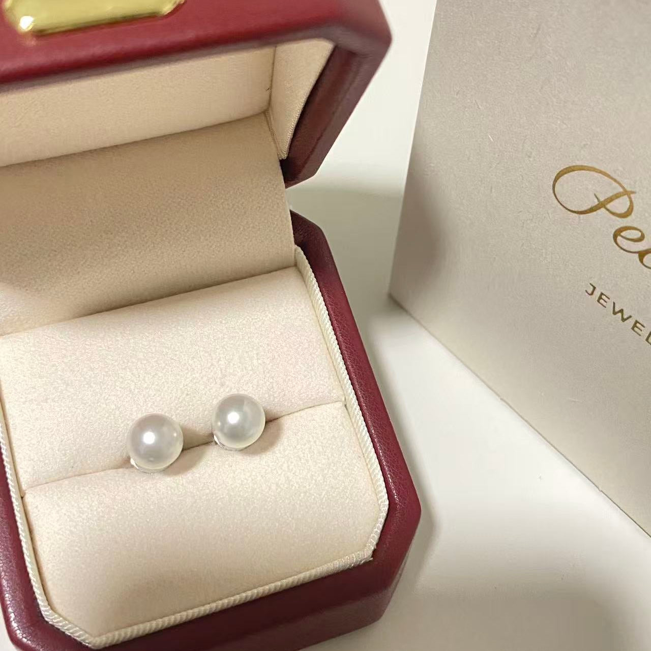 9K Gold Small Australian White Pearl Stud Earrings SE9K7800