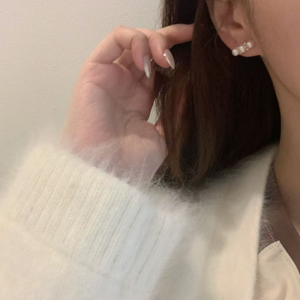 18K Gold Akoya Pearl Pea Stud Earrings