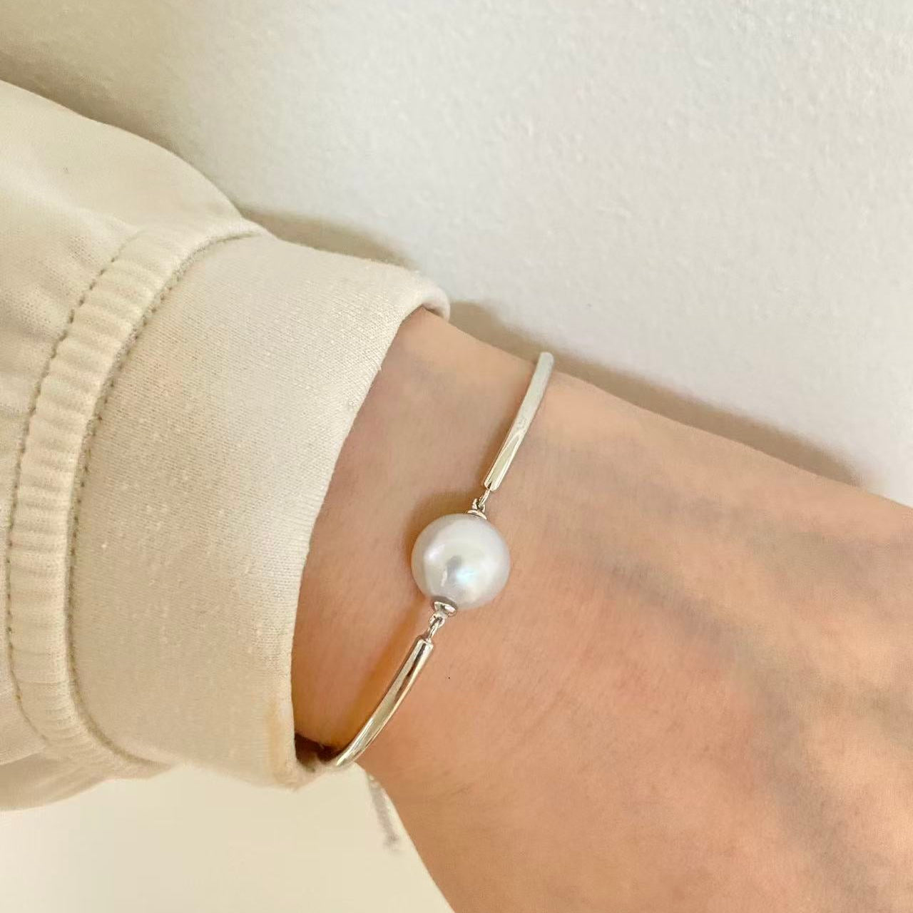 10-11mm Australian South Sea Single Pearl Bracelet - Silver