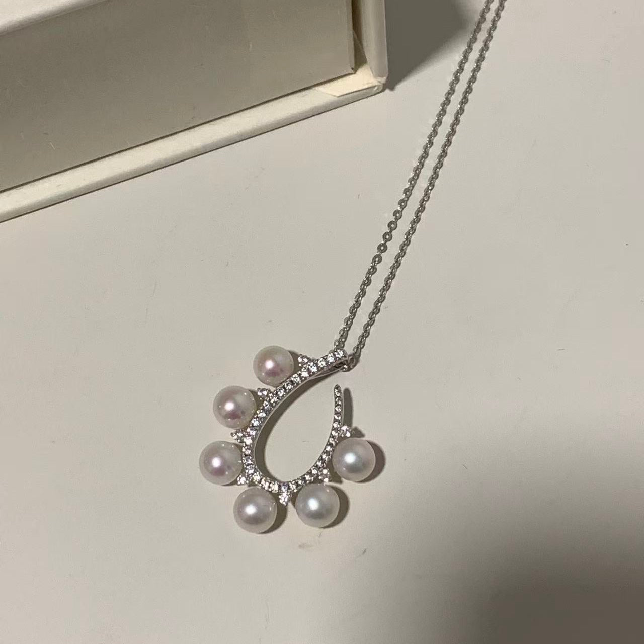 5.5-6mm Horseshoe Aurora Freshwater Pearl Necklace