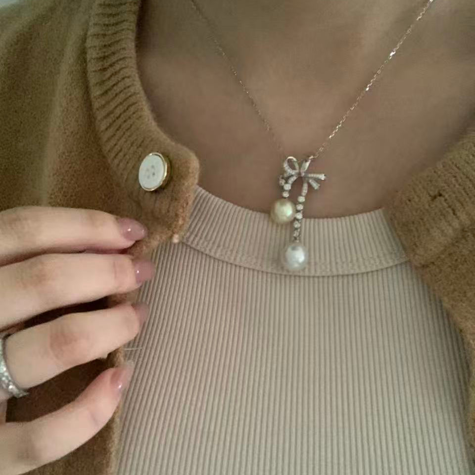 9-11mm Twin Pearl Bow Necklace
