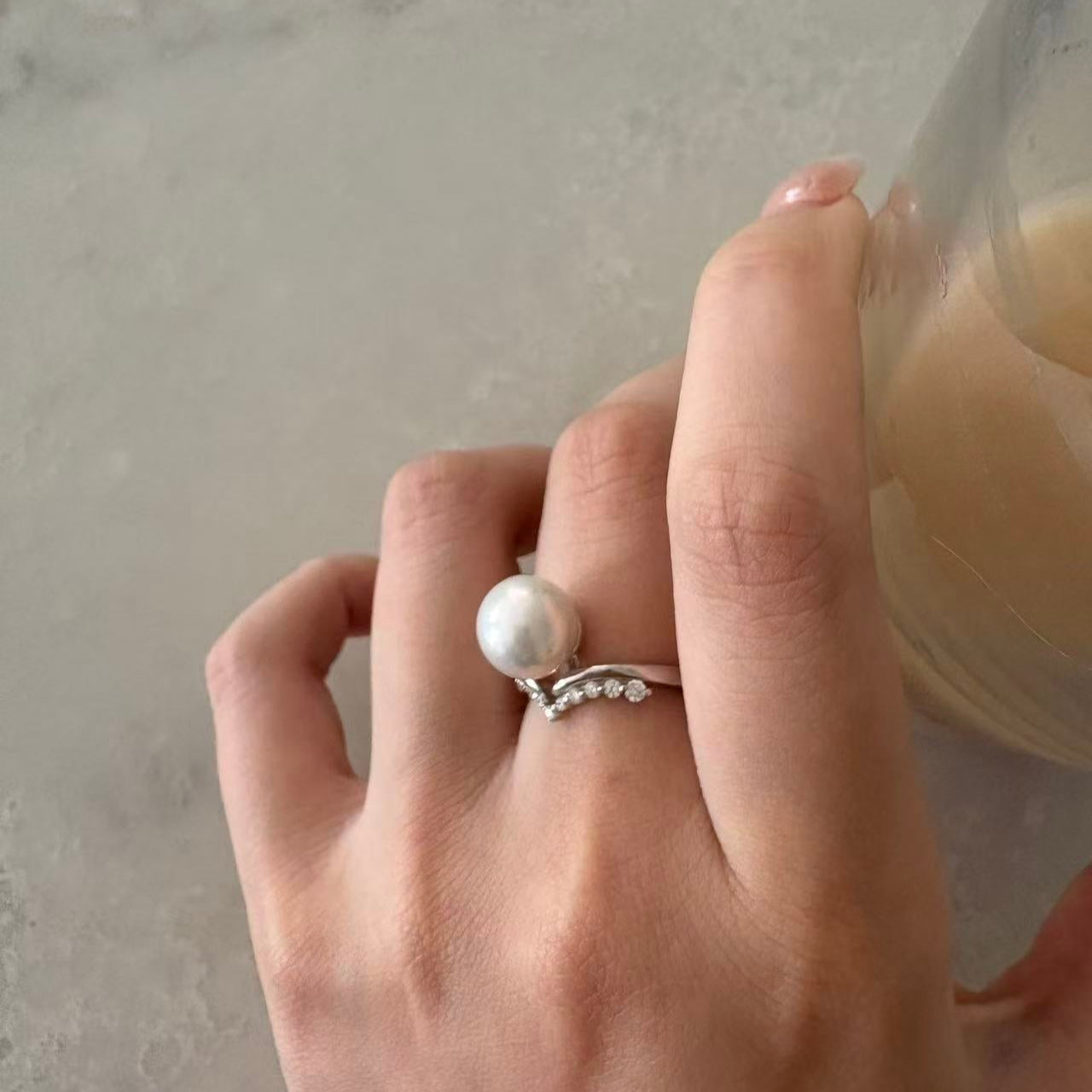 10mm Elegant V Freshwater Pearl Ring